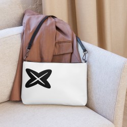 Bolso blanco con símbolo MAXMUND negro