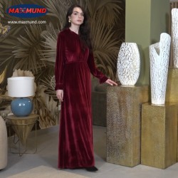 Vestido de terciopelo burdeos